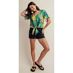 New Gigio Size S M L Jade Green Tropical Butterfly Cruise Wear Tie Front Top